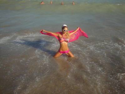 Chat with Valentina (26) in California | Casual Dating Profile