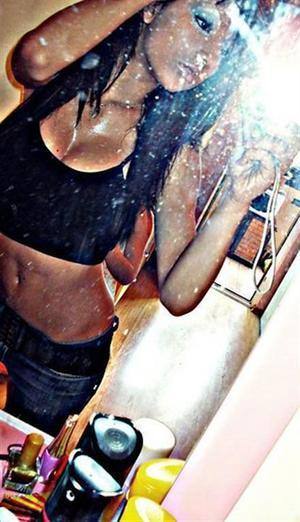 Libby, 21 from Tennessee | Older Men and Younger Women Dating