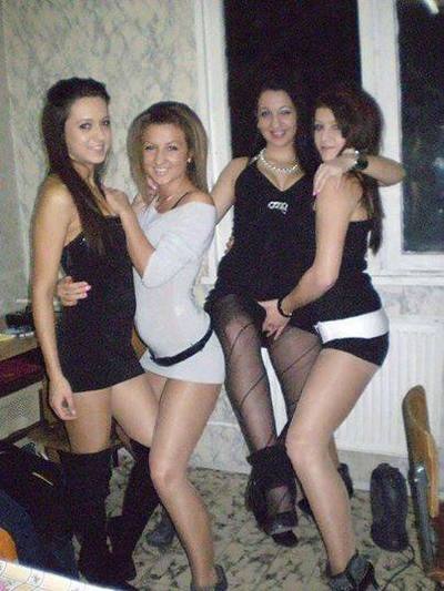 Reina (24) in Texas | Casual Dating with Older Men