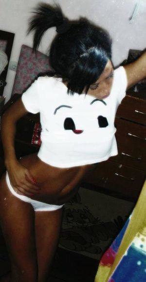 Local District Of Columbia Profile: Deidre (28) | Older Men Welcome