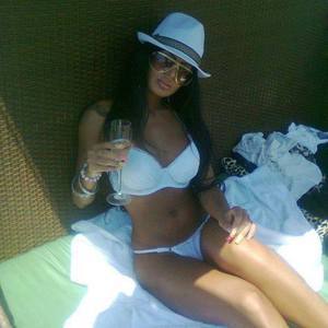 Leila (26), California | Casual Encounters and Chat