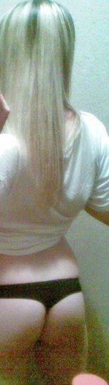 Summer (19) in Ontario | Local Adult Woman