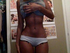 Meet Edith (29) from Texas | Local Dating Profile