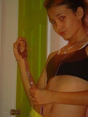 Natasha (27) in New Hampshire | Local Adult Woman