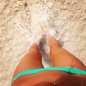 Chat with Damaris (22) | California Local Women