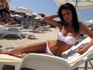 Skyler (23) in California | Local Adult Woman