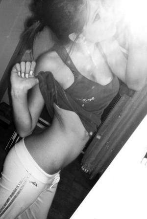 Aimee, 22, Utah | Nearby Adult Singles