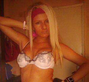 Cara (22), Bonita Springs, FL adult dating profile image