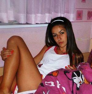 Chat with Victoria (26) | Utah Local Women