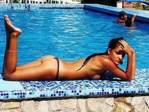 Denise (27) in California | Local Adult Woman