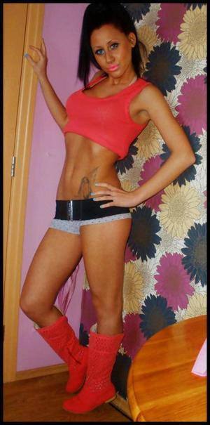 Meet Patricia (30) from California | Local Dating Profile