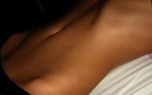 Lindsey (18) in New York | Local Adult Woman