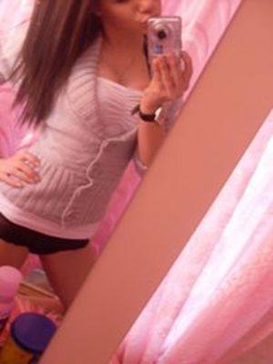 Chat with Alexis (30) | South Dakota Local Women