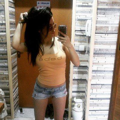 Ashlee, 25, Florida | Nearby Adult Singles