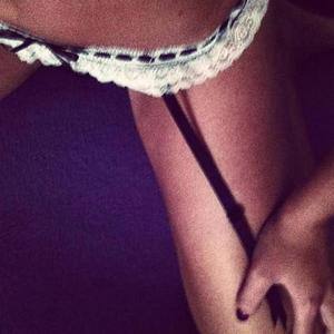 Chat with Yamilet (21) | Texas Local Women