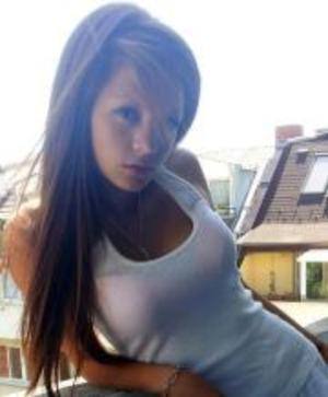 Meet Maranda (22) from Alabama | Local Dating Profile