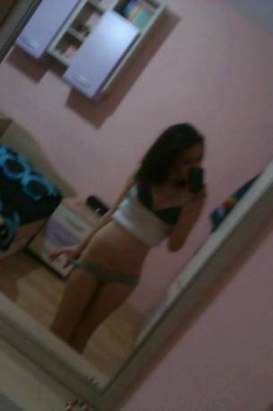 Elisa (29) profile photo in California