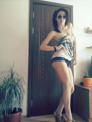 Lucia (30) profile photo in Logan, WV