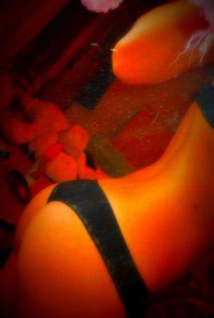 Meet Britany (24) from Illinois | Local Dating Profile