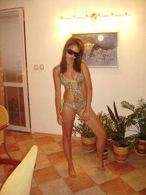 Geneva (30) in California | Local Adult Woman