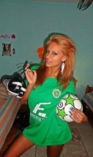 Shelly (20) in Kentucky | Local Adult Woman