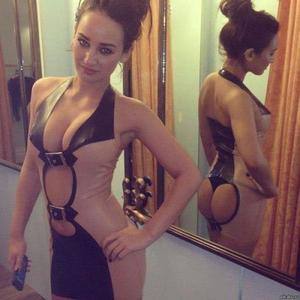 Ashton, 29, South Carolina | Nearby Adult Singles