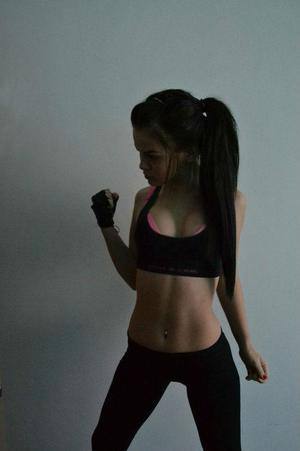 Meet Alia (20) from Illinois | Local Dating Profile