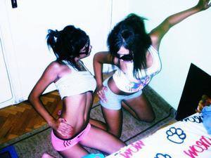 Christine, 18, Virginia | Nearby Adult Singles