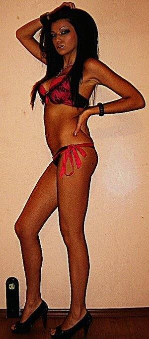 Meet Aria (21) from Indiana | Local Dating Profile