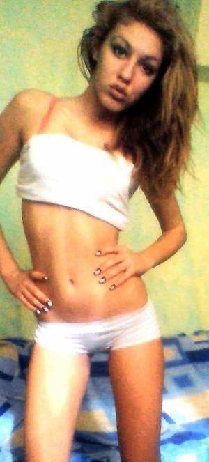 Meet Rowan (29) from Nevada | Local Dating Profile