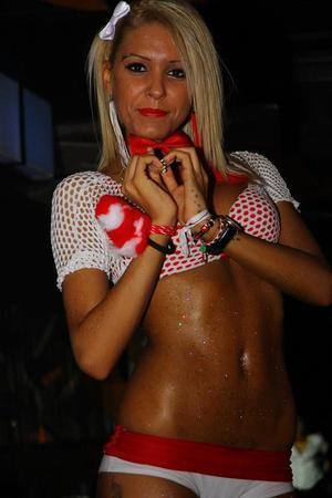 Jordan (18) in Quebec | Local Adult Woman