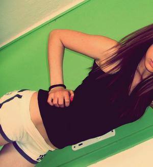 Arielle, 27, Virginia | Nearby Adult Singles