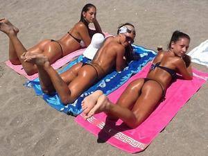 Elizabeth, 26, California | Nearby Adult Singles