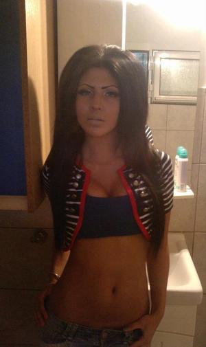 Ivana from New York is the best local fuck buddy you can ever find