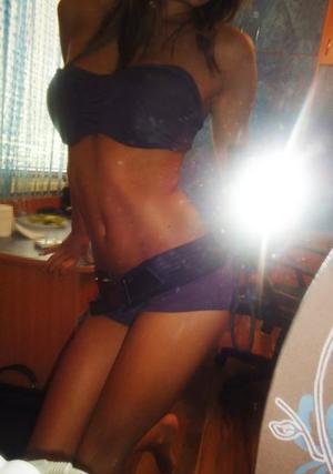 Caydence from Florida is looking for adult webcam chat