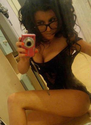 Looking for local cheaters? Take Aubrey from New York home with you