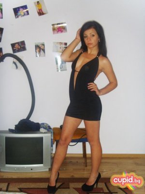 Paulina from Michigan is looking for adult webcam chat