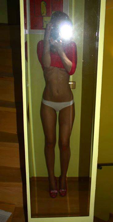 Meet local singles like Kelli from Michigan who want to fuck tonight