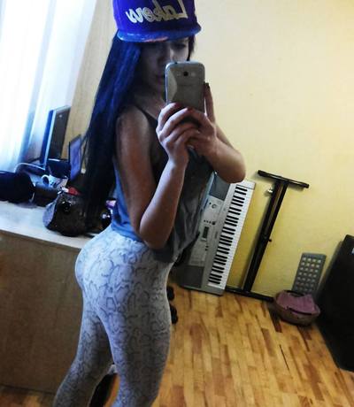 Looking for local cheaters? Take Vashti from Mauricetown, New Jersey home with you