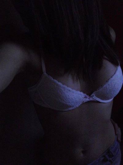 Looking for local cheaters? Take Renee from Minnesota home with you