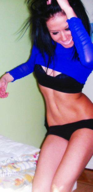 Mariah from Washington is DTF, are you?