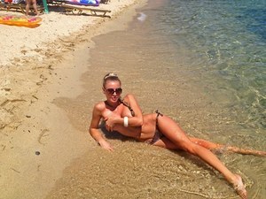Looking for girls down to fuck? Leigh from New York is your girl