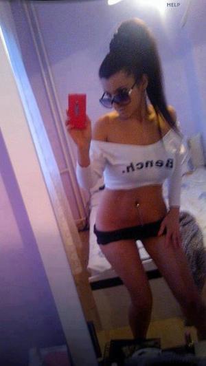 Celena from Fife, Washington is looking for adult webcam chat