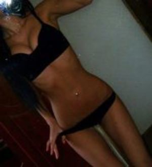 Looking for girls down to fuck? Isla from New York is your girl