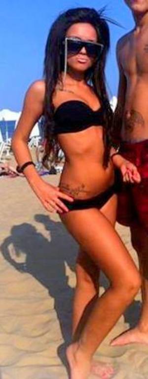 Meet local singles like Claudia from California who want to fuck tonight