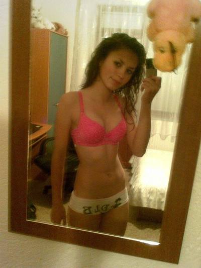 Finding a fuck buddy like Perla from Massachusetts has never been easier
