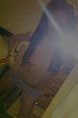Kourtney from Virginia is interested in nsa sex with a nice, young man