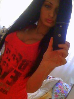 Looking for girls down to fuck? Taryn from Minnesota is your girl