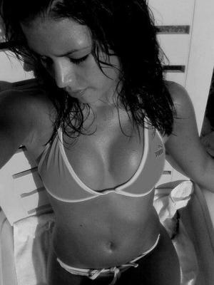 Meet local singles like Karen from Georgia who want to fuck tonight