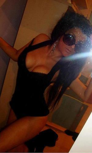 Looking for local cheaters? Take Alexia from Alabama home with you